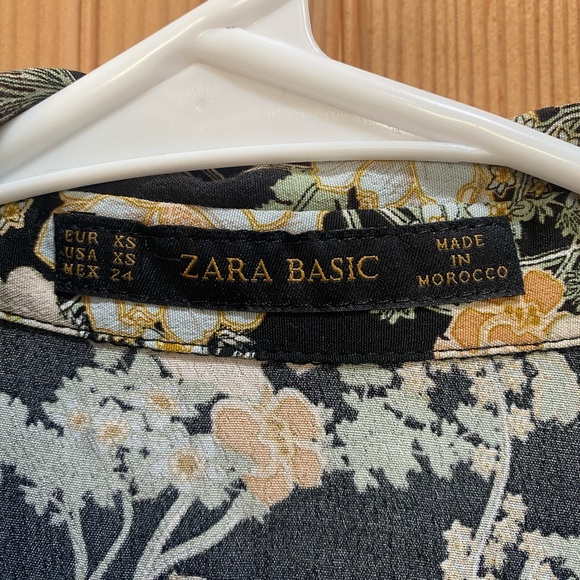 Zara Basic Black Floral Button-Front Maxi Dress with Cream and Tan Blooms - Picture 3 of 6